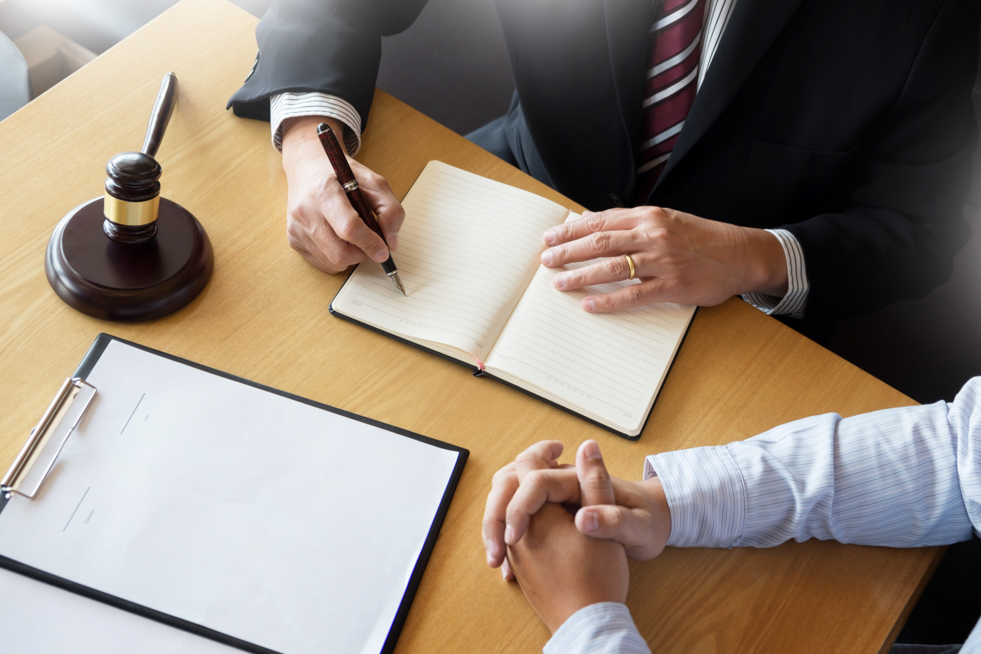 The Complete Guide to Hiring a Personal Injury Attorney